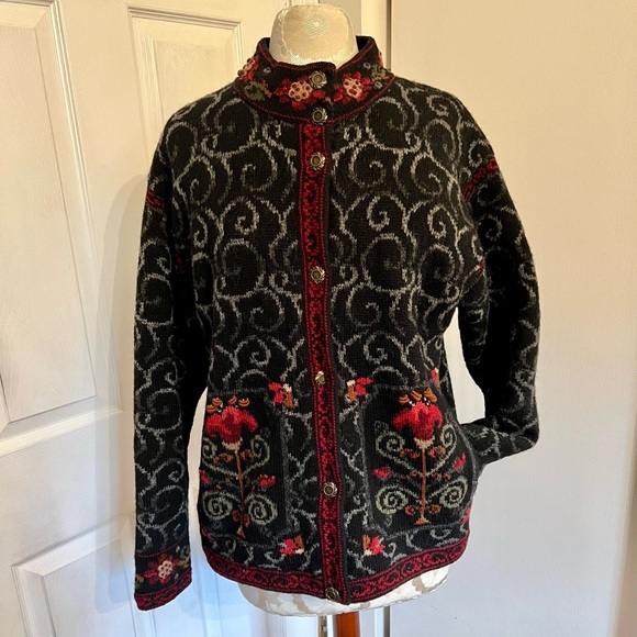 Icelandic Design wool floral lined button up embellished sweater jacket - Picture 3 of 12